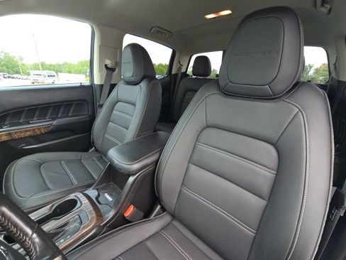 Used 2022 GMC Canyon Denali image 20