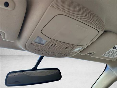 Used 2017 Lincoln MKZ Premiere image 21