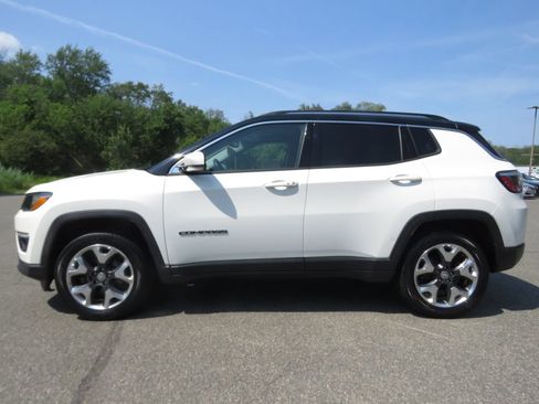 Used 2018 Jeep Compass Limited AWD/4WD image 8