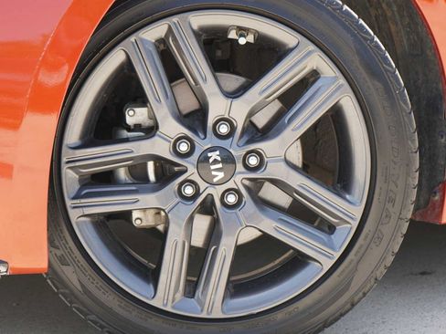 Used 2020 Kia Forte GT-Line FWD image 2