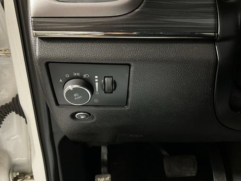 Used 2021 Jeep Grand Cherokee Limited X AWD/4WD image 31