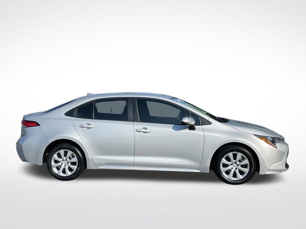 Used 2024 Toyota Corolla LE FWD image 7