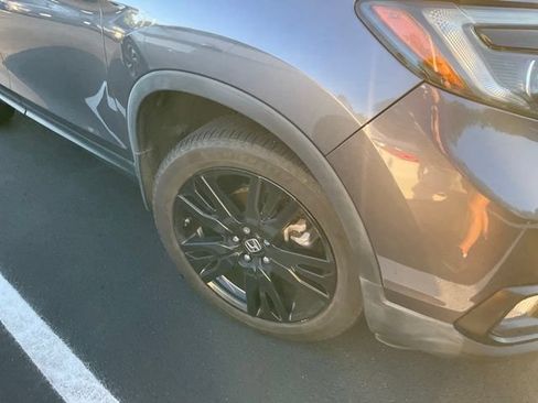 Used 2019 Honda Passport Sport image 2