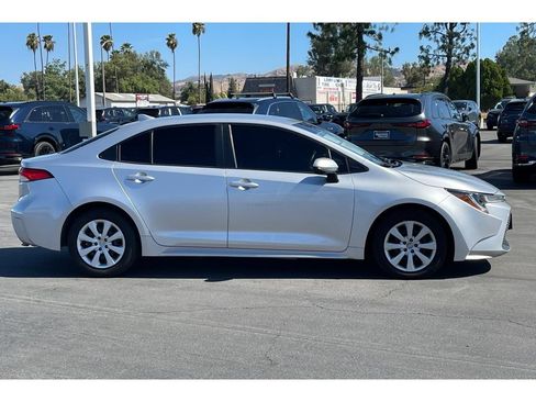 Used 2022 Toyota Corolla LE FWD image 7