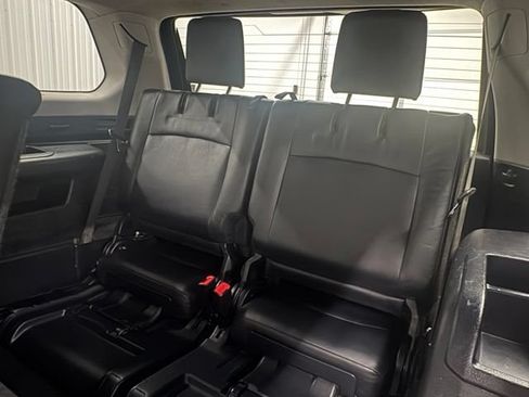 Used 2011 Toyota 4Runner SR5 w/ Convenience Pkg AWD/4WD image 8