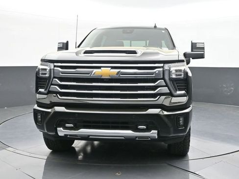 New 2026 Chevrolet Silverado 2500 High Country w/ High Country Premium Package AWD/4WD image 2