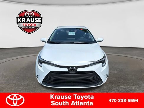 New 2026 Toyota Corolla LE FWD image 2