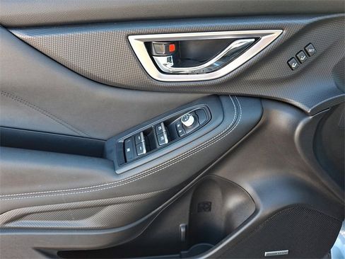 Used 2023 Subaru Forester Touring image 13