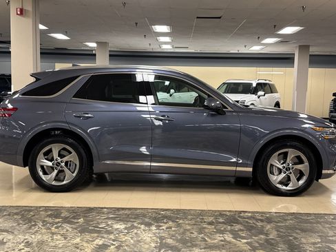 New 2026 Genesis GV70 2.5T Select AWD/4WD image 3