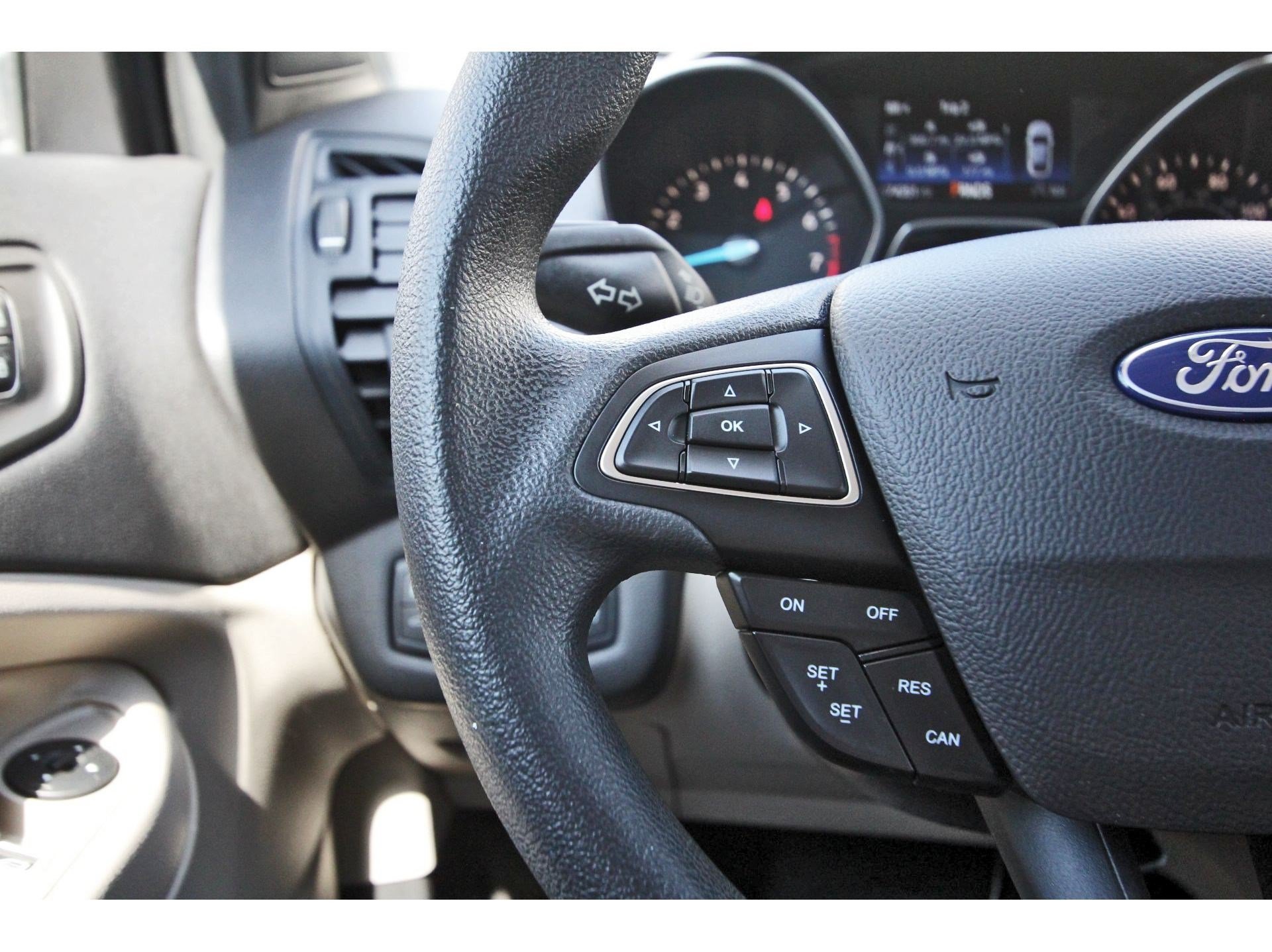 Used 2019 Ford Escape SE FWD image 17