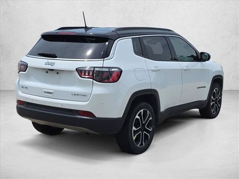 Used 2024 Jeep Compass Limited AWD/4WD image 5