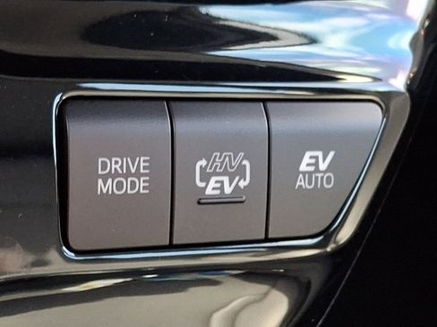 Used 2021 Toyota Prius Prime XLE image 24