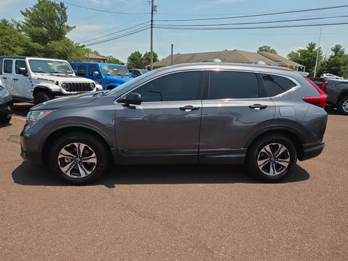 Used 2019 Honda CR-V LX image 6