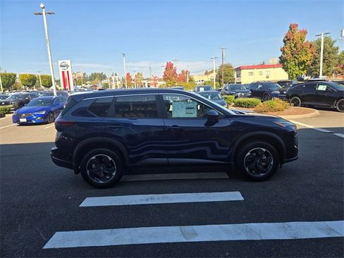 New 2026 Nissan Rogue SV w/ SV Premium Package image 4