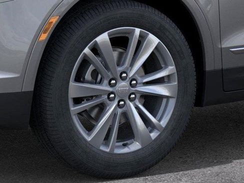 Certified 2025 Cadillac XT5 Premium Luxury AWD/4WD image 7