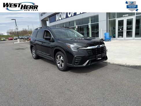 Used 2025 Subaru Ascent Premium image 1