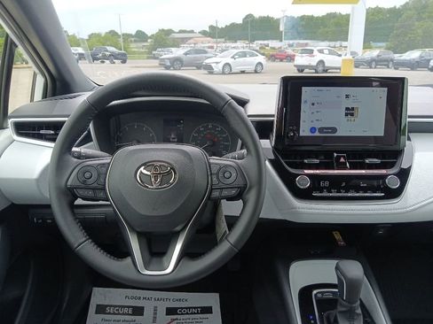 New 2026 Toyota Corolla SE FWD image 25