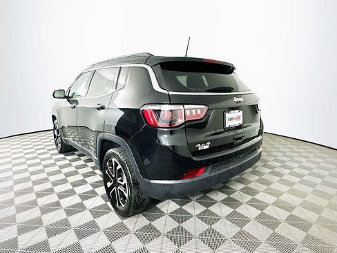 Certified 2022 Jeep Compass Limited w/ Sun and Sound Group image 8