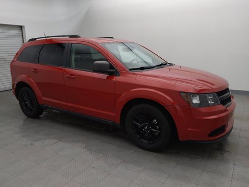 Used 2020 Dodge Journey SE w/ SE Popular Equipment Group image 11