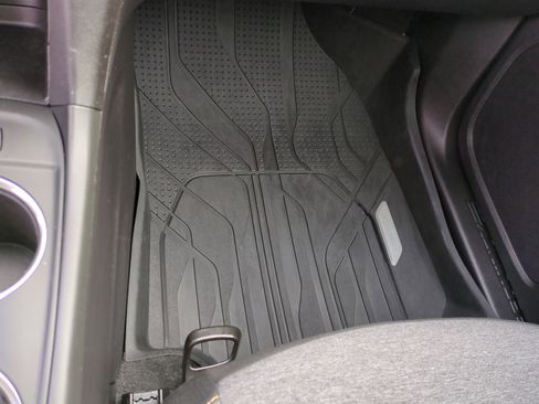 Certified 2022 Chevrolet Equinox LT image 35