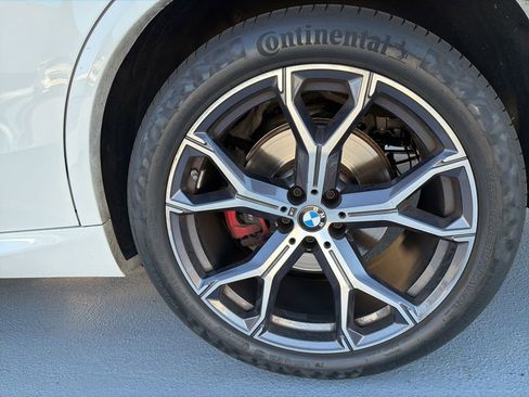 Certified 2022 BMW X5 sDrive40i w/ M Sport Package image 7