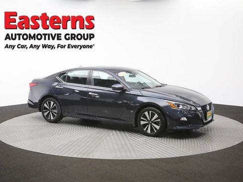 Used 2021 Nissan Altima 2.5 SV w/ SV Premium Package FWD image 48