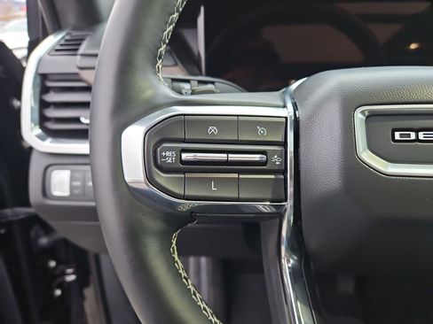 Used 2024 GMC Acadia Denali image 21