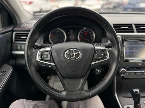 Used 2015 Toyota Camry XSE w/ Moonroof Package image 15