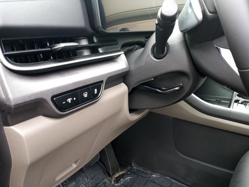 New 2026 Kia Carnival SX FWD image 26