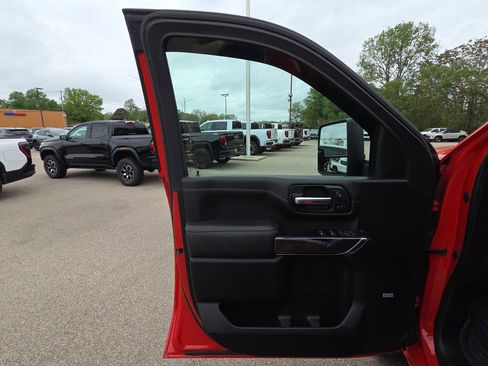 Used 2022 Chevrolet Silverado 3500 LTZ w/ LTZ Plus Package AWD/4WD image 14