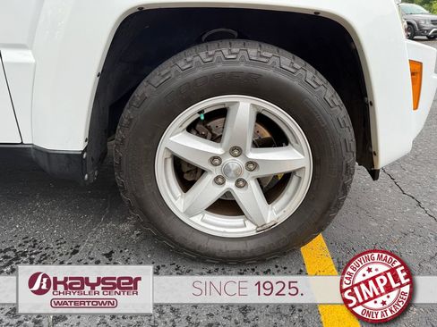 Used 2012 Jeep Liberty Limited w/ Comfort/Convenience Group AWD/4WD image 6