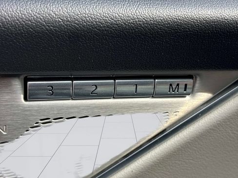 Used 2021 Jaguar F-PACE S AWD/4WD image 25