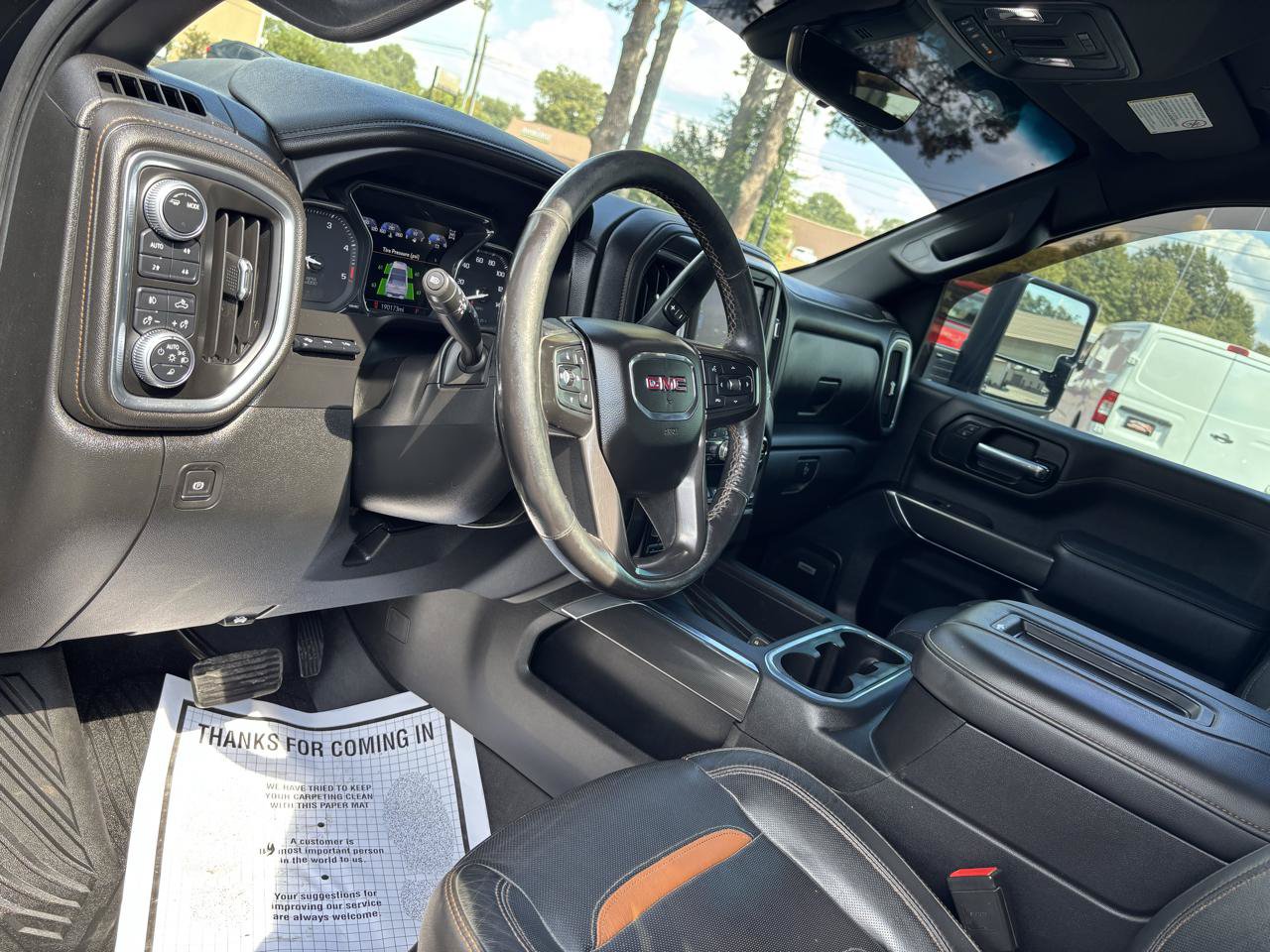 Used 2020 GMC Sierra 2500 AT4 w/ AT4 Premium Package AWD/4WD image 10