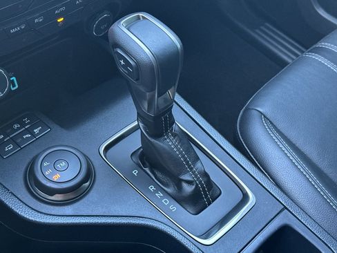 Used 2022 Ford Ranger Lariat w/ Equipment Group 501A High image 23