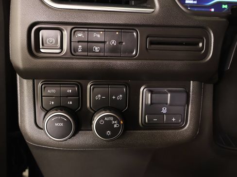 Used 2023 Chevrolet Tahoe RST w/ Luxury Package AWD/4WD image 8