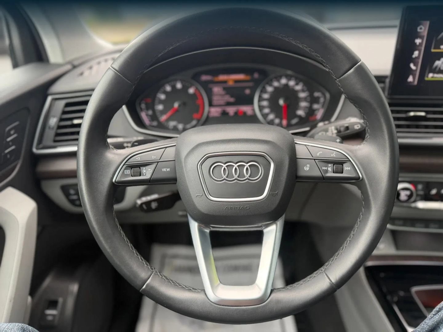 Used 2022 Audi Q5 2.0T Premium w/ Convenience Package AWD/4WD image 19
