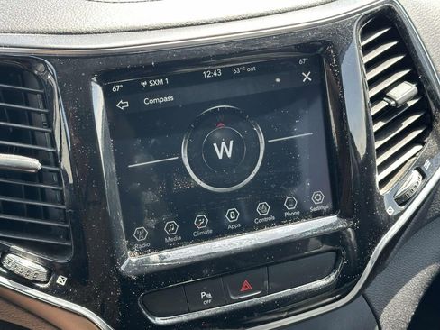 Used 2020 Jeep Cherokee Limited AWD/4WD image 24