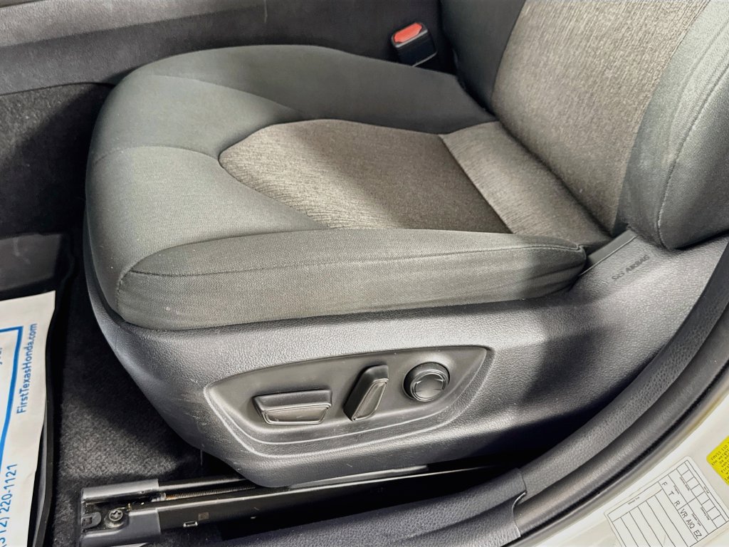 Used 2023 Toyota Camry LE FWD image 22
