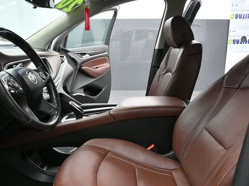 Used 2020 Buick Enclave Avenir w/ Avenir Technology Package image 17