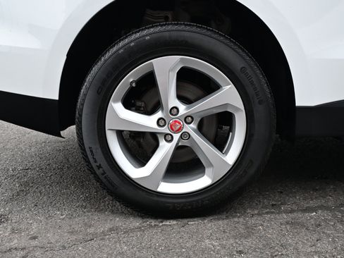 Used 2020 Jaguar F-PACE Premium image 49