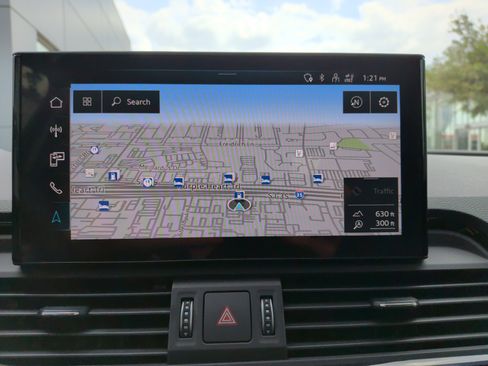 Used 2023 Audi Q5 2.0T Premium Plus w/ Premium Plus Package image 24