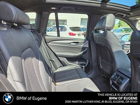 Used 2024 BMW X3 xDrive30i AWD/4WD image 15