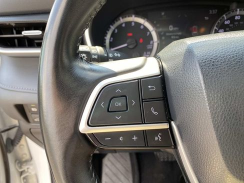 Used 2023 Toyota Highlander XSE AWD/4WD image 20