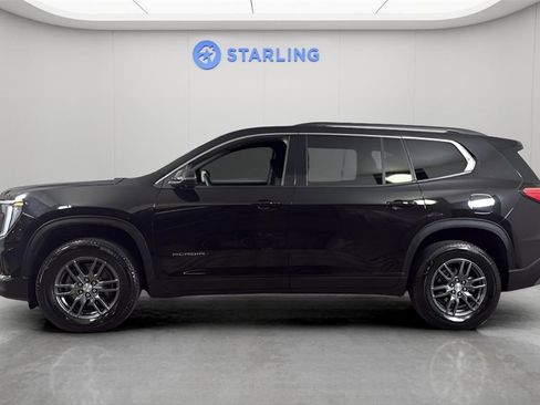 Used 2025 GMC Acadia Elevation image 3