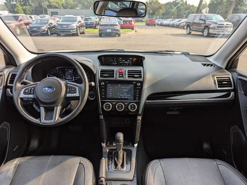 Used 2018 Subaru Forester 2.5i Touring image 2