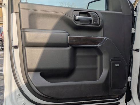 Used 2020 GMC Sierra 1500 SLT w/ SLT Premium Plus Package image 12