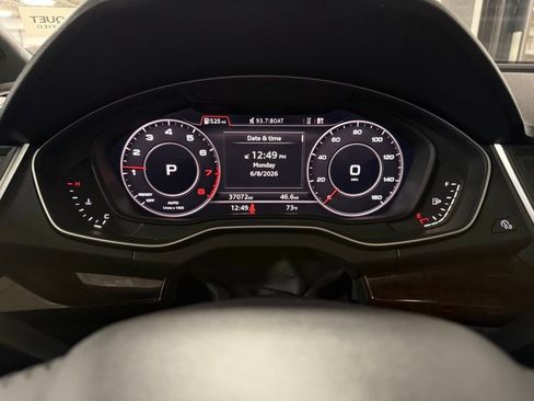 Used 2018 Audi Q5 2.0T Premium Plus AWD/4WD image 10