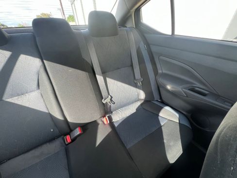 Used 2025 Nissan Versa SV FWD image 37