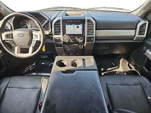 Used 2017 Ford F250 Lariat w/ Lariat Value Package AWD/4WD image 13
