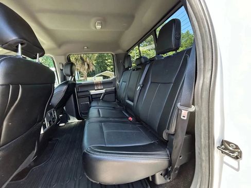 Used 2018 Ford F150 Lariat image 35